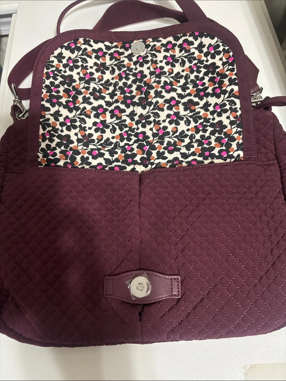 Vera Bradley Carson mailbag  in Mulled wine